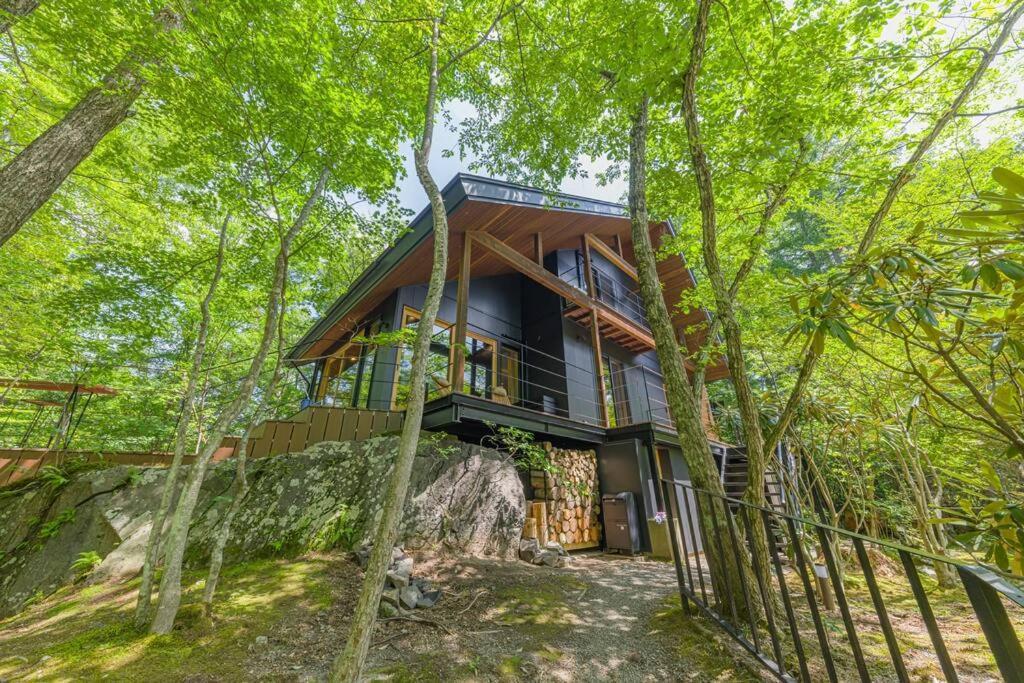 ロックフォレスト北軽井沢 Ferienhaus
